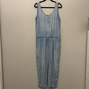 Cloth & Stone Jumpsuit 100% Tencel Sleeveless Surplice Back‎ Blue Chambray Large